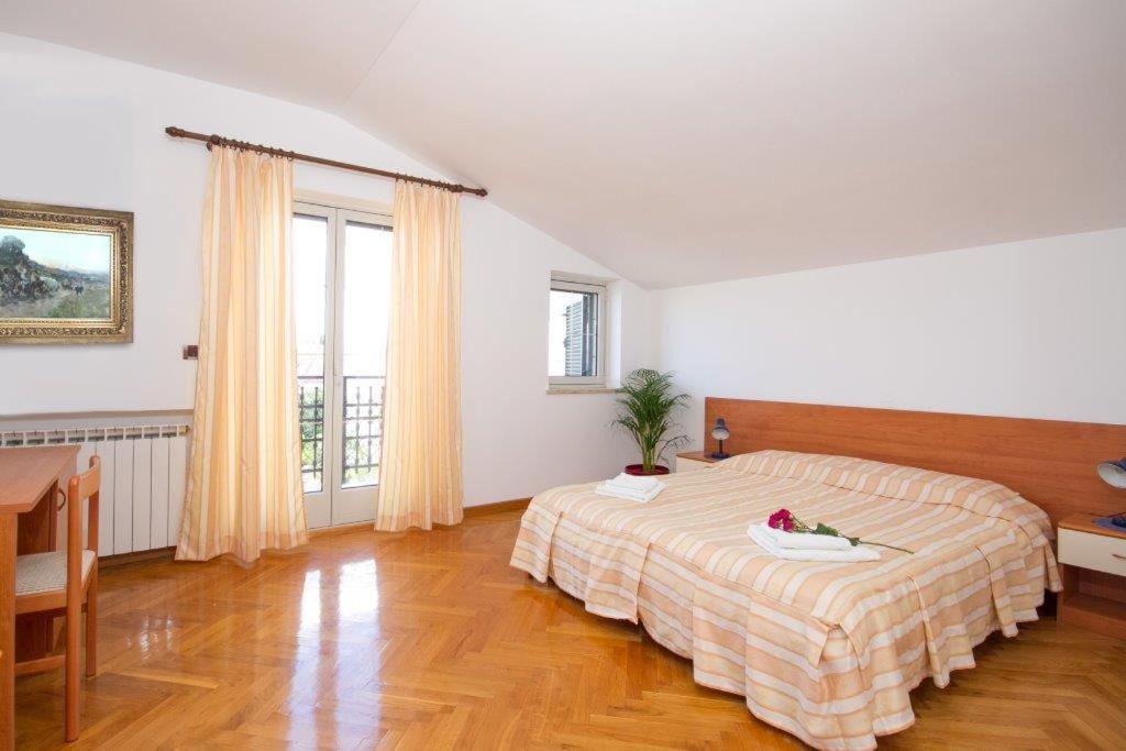Sveta Eufemija Bed End Breakfast I Frühstückspension 4*